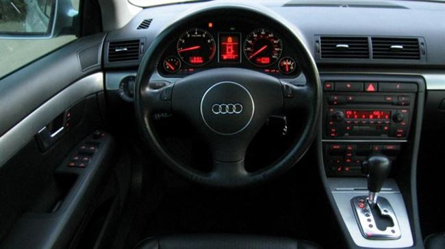 Audi A4 2000, седан, 2 поколение, B6 (11.2000 - 11.2004) - технические характеристики и комплектации