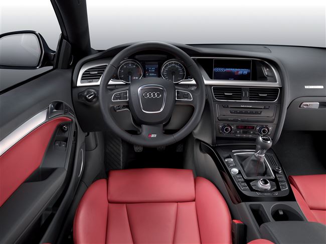 Технические характеристики и комплектация Audi S5 Sportback 2011-2021 5-дверный хэтчбек 3,0 TFSI quattro (Базовая) АКПП