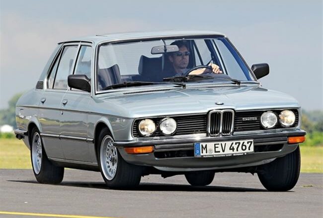 BMW 5-Series рестайлинг 1976, седан, 1 поколение, E12 (08.1976 - 06.1981) - технические характеристики и комплектации
