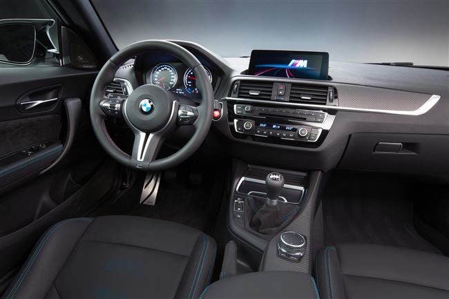 BMW M2 (3.0 MT, 410 л.c.) Купе: F87 рестайлинг (2017 – н.в.) - технические характеристики