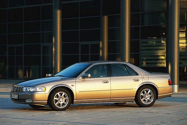 Cadillac Seville 1997 — 2004: расход топлива, данные о массе, динамике, клиренсе, размерах кузова и шин. Характеристики всех модификаций Seville 1997 — 2004