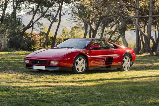 Габариты, расход топлива, двигатель, подвеска, кузов и другие техническиие характеристики Ferrari 348 (Феррари 348) в каталоге  автомобилей.