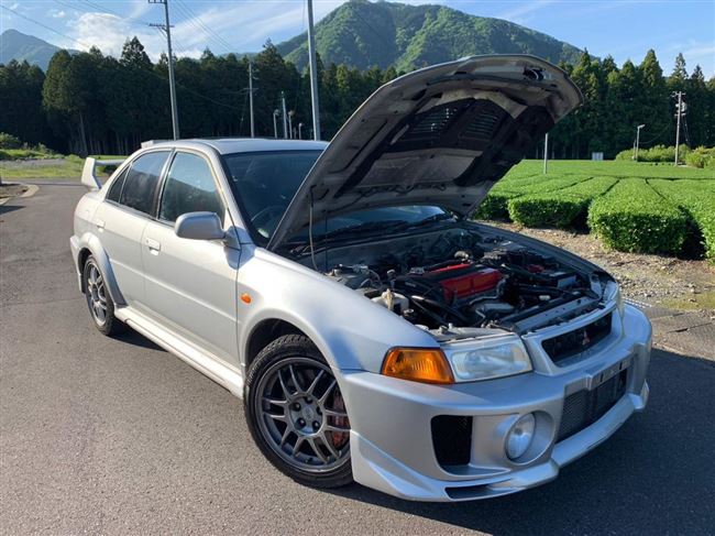 Mitsubishi EVO 5