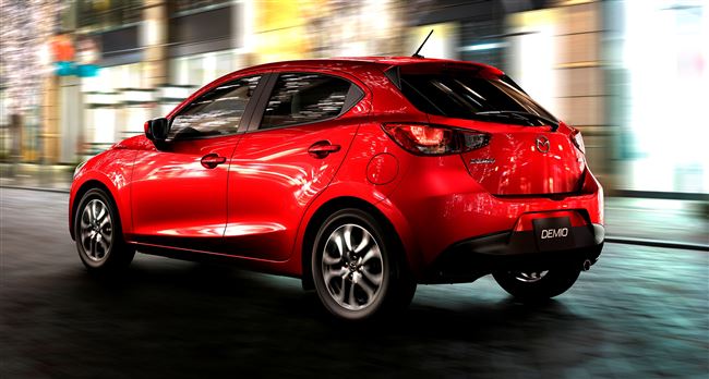 Выясняем интересные подробности о хэтчбеке Mazda2