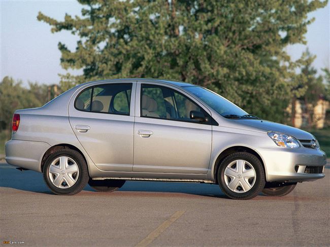 Toyota Platz (1.0 MT, 70 л.c.) Седан: (1999 – 2005) - технические характеристики