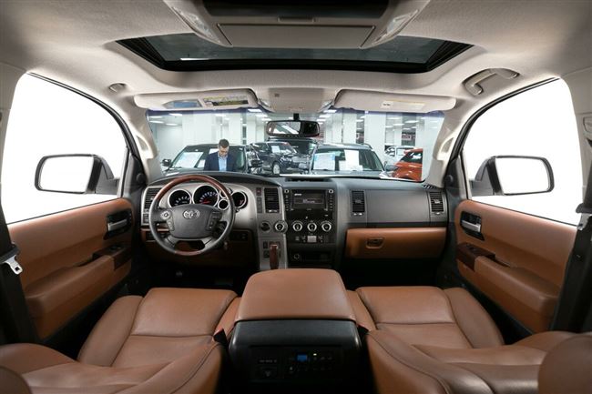 Toyota Sequoia — характеристики, комплектации, фото, видео, обзор