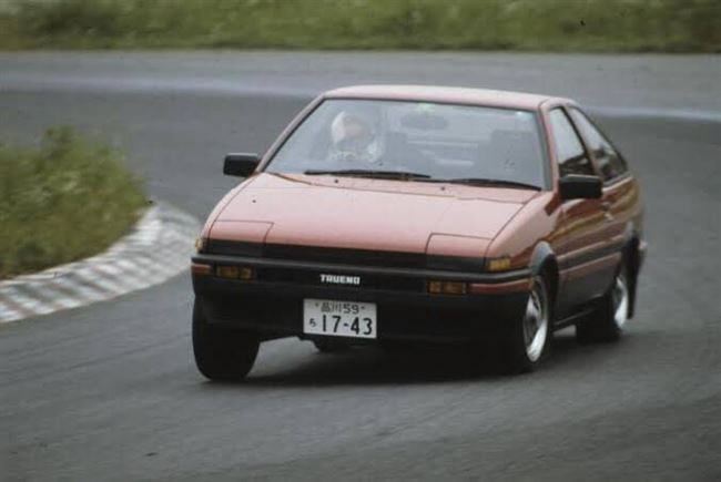 Toyota Sprinter Trueno (1.6 MT, 130 л.c.) Хэтчбек 3 дв.: 4 поколение (AE85/AE86) (1983 – 1987) - технические характеристики