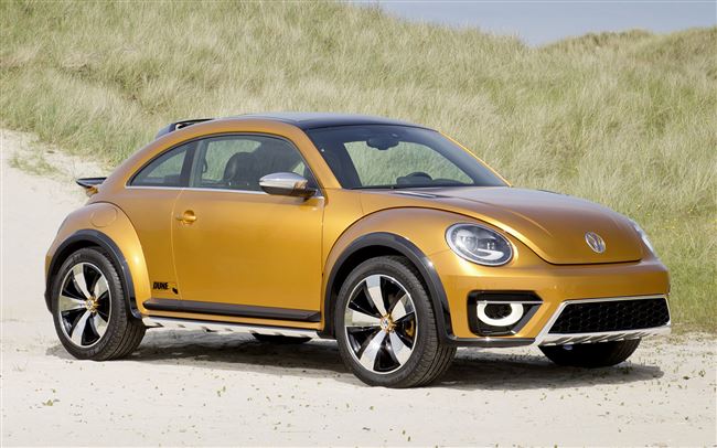 Противимся силе цветов с хэтчбеком Volkswagen Beetle — ДРАЙВ