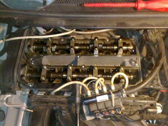 Регулировка зазоров клапанов + замена маслосъемных колпачков — Ford Fusion, 1.4 л., 2007 года на DRIVE2