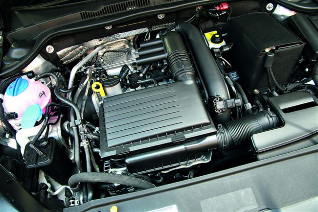 Volkswagen Jetta 1.6 4дв. седан, 102 л.с, 5МКПП, 2005 – 2009 г.в. - стук клапанов двигателя